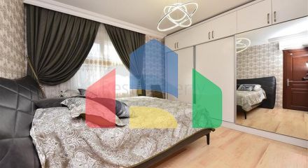 Квартира 3 + 1 поруч з морем в центрі Аланії