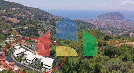 Розкішні вілли в центрі Аланії