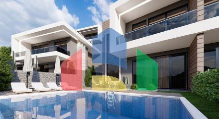 Розкішні вілли в центрі Аланії