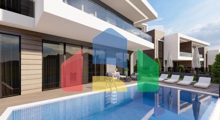 Розкішні вілли в центрі Аланії