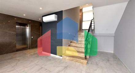 Трехэтажная вилла планировкой 5+1 в самом центре Алании