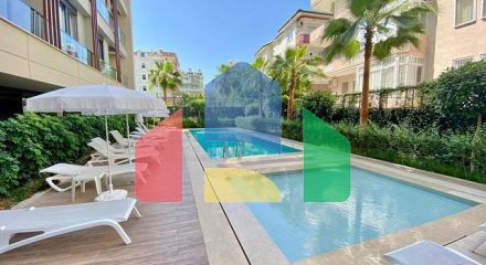 Двухкомнатная квартира 1+1 в центре Аланьи в современном жилом доме