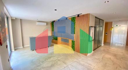 Двухкомнатная квартира 1+1 в центре Аланьи в современном жилом доме