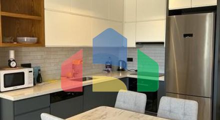 Двухкомнатная квартира 1+1 в центре Аланьи в современном жилом доме