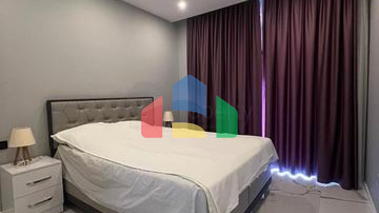 Двухкомнатная квартира 1+1 в центре Аланьи в современном жилом доме