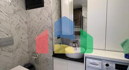 Двухкомнатная квартира 1+1 в центре Аланьи в современном жилом доме