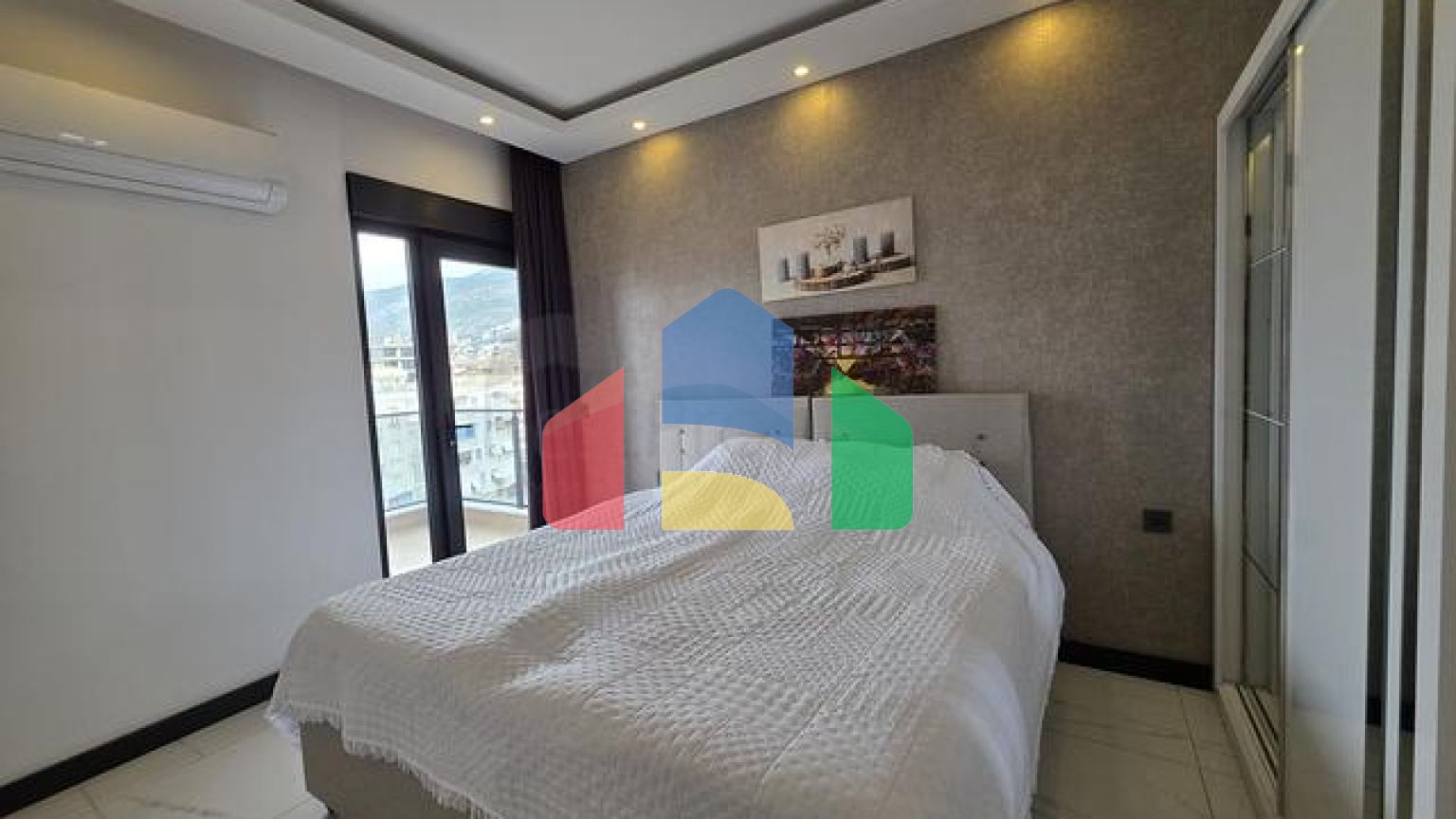 Двухкомнатная квартира 1+1 в центре Аланьи