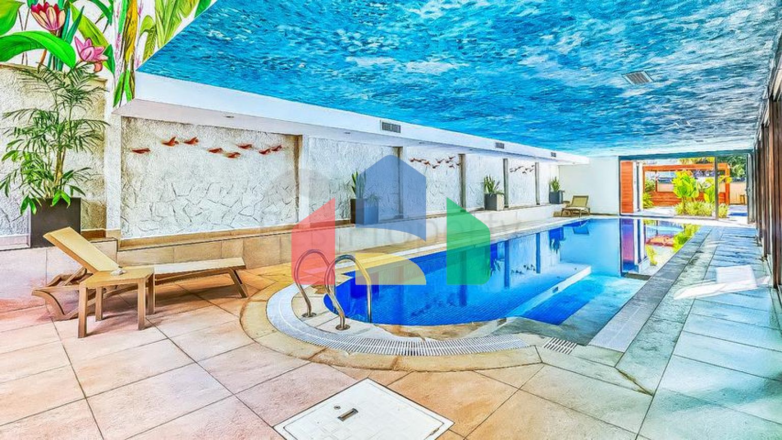 Современная трёхкомнатная квартира 2+1 в центре Аланьи