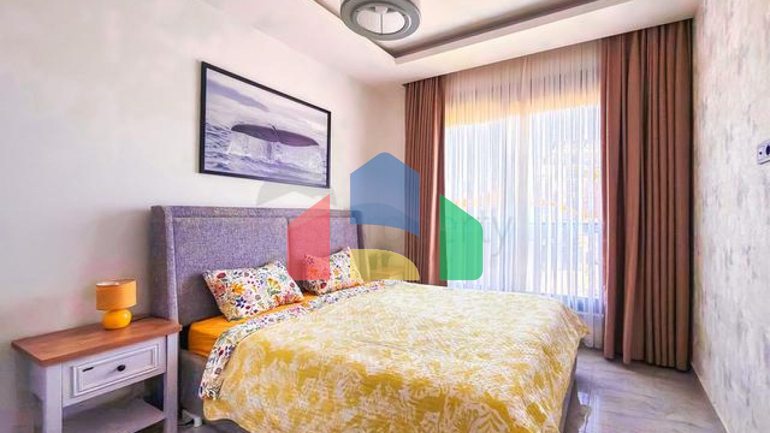 Современная трёхкомнатная квартира 2+1 в центре Аланьи