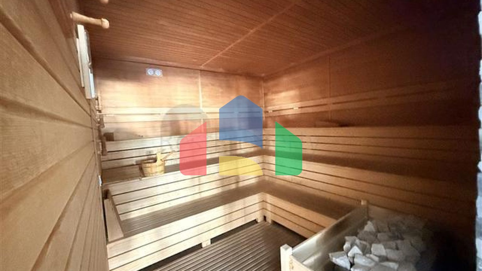 Двокімнатна квартира 1 + 1 в районі Клеопатра