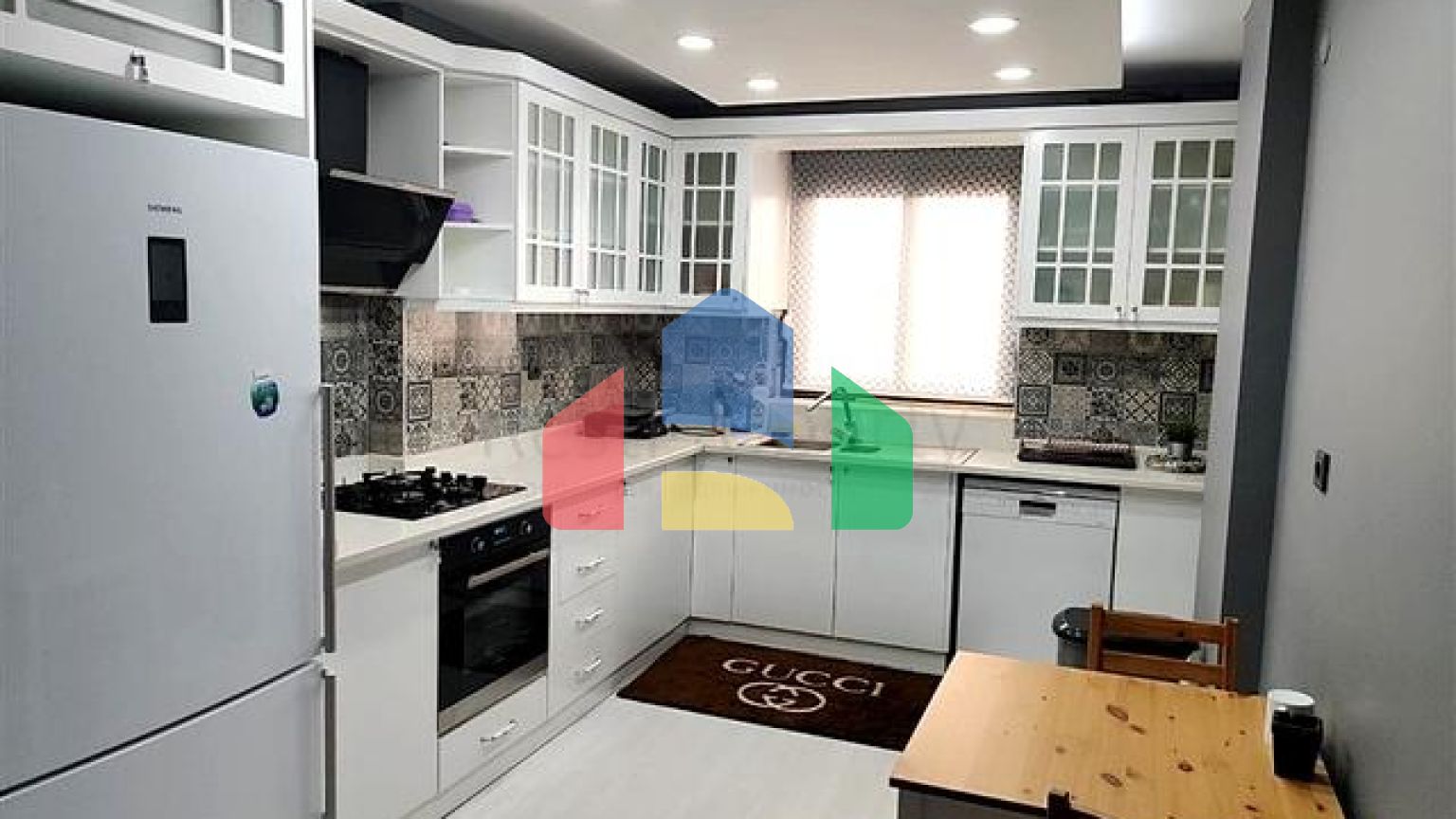 Квартира 3+1 с мебелью и полной комплектацией в районе Клеопатра