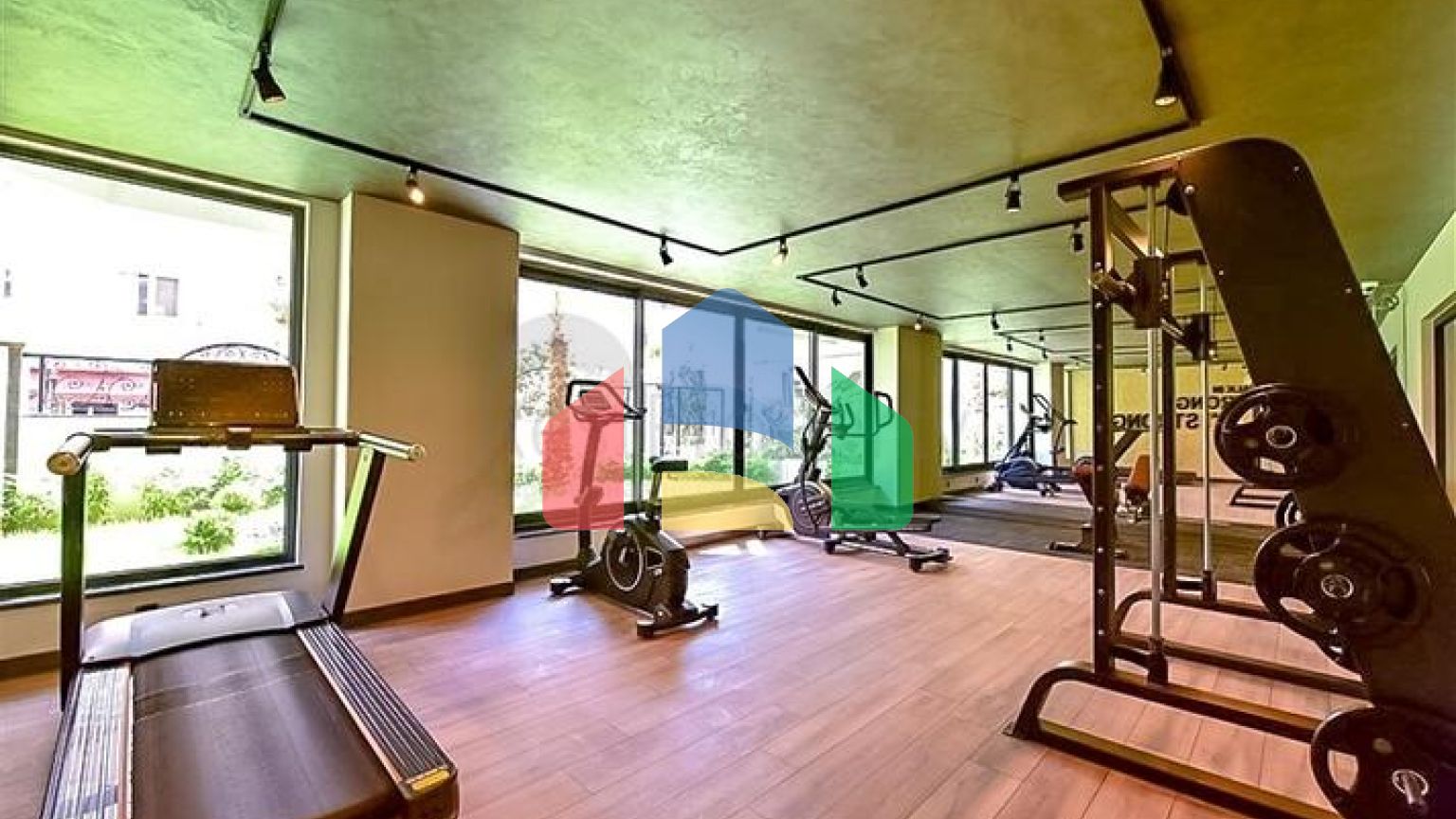 Роскошный пентхаус 4+1 с панорамным видом на море в центре Аланьи