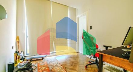 Роскошный пентхаус 4+1 с панорамным видом на море в центре Аланьи