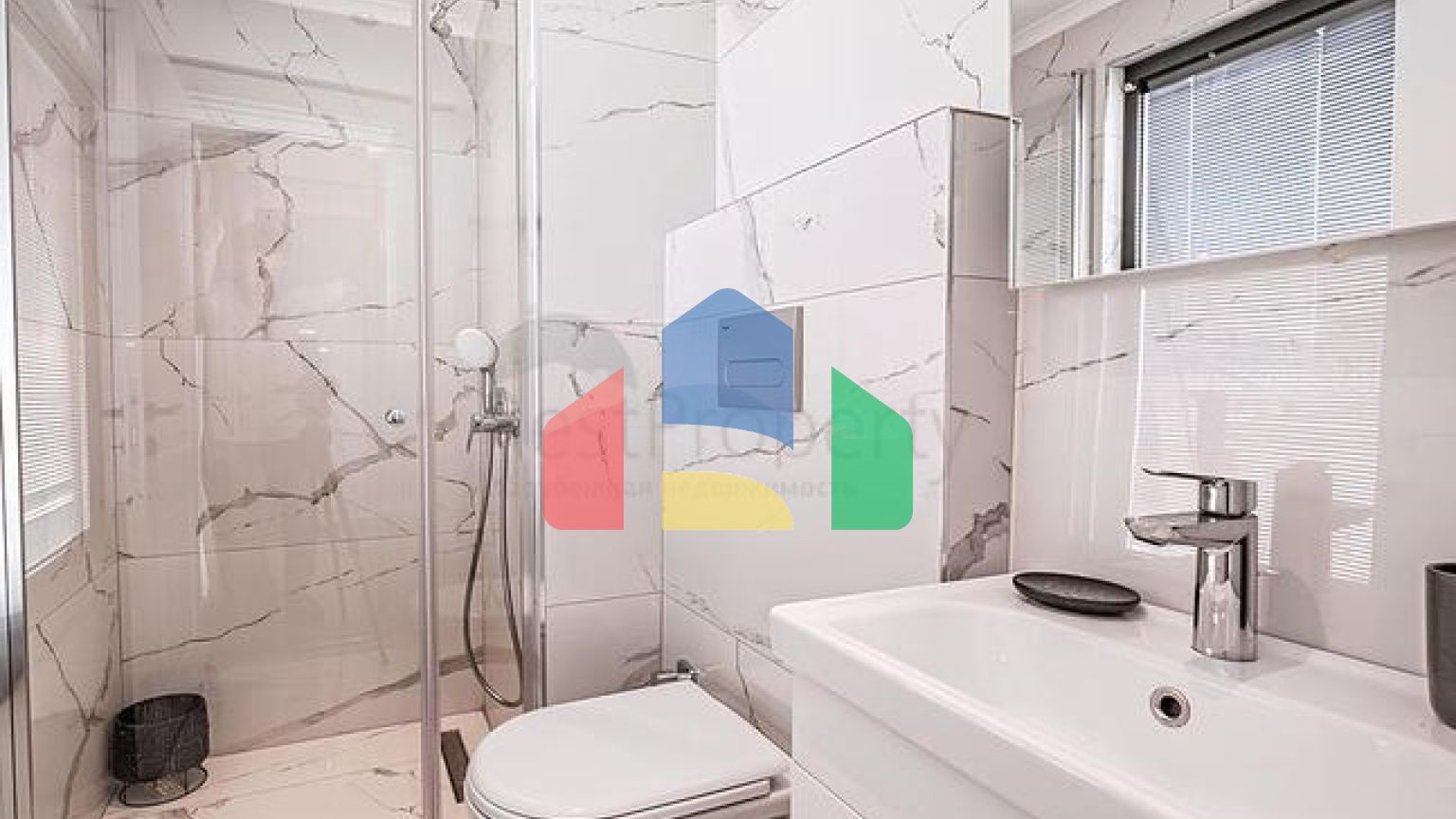 Роскошный пентхаус 4+1 с панорамным видом на море в центре Аланьи