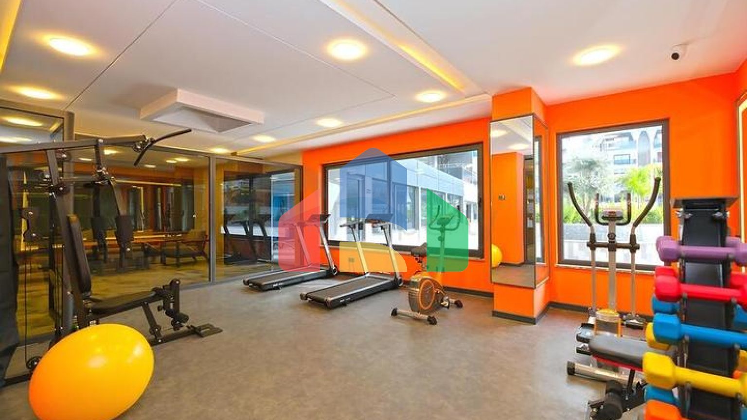 Квартира 2+1 в новом комплексе рядом с пляжем Клеопатра