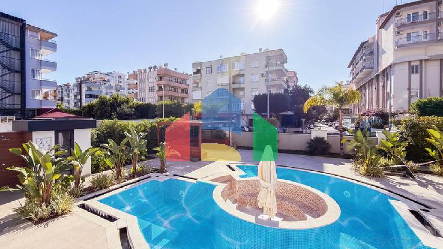 Современная трёхкомнатная квартира 2+1 в центре Аланьи