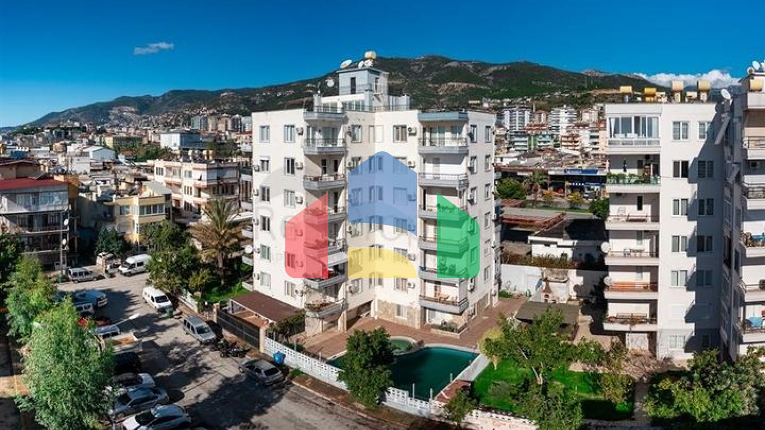 Уютная квартира 1+1 в районе Аланья с бассейном и сауной