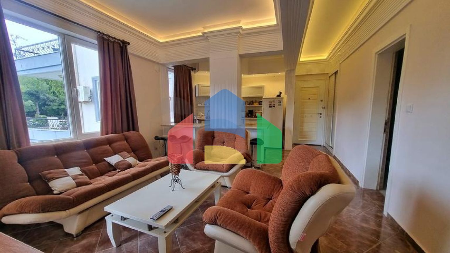 Уютная квартира 1+1 в районе Аланья с бассейном и сауной