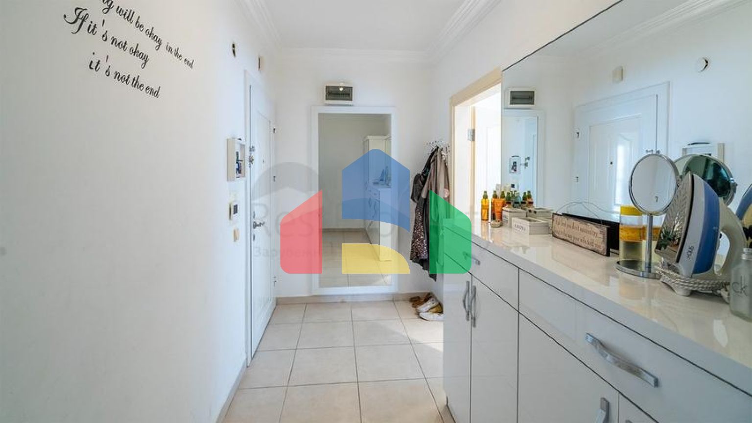 Просторная квартира 2+1 рядом с морем в тихом зеленом районе