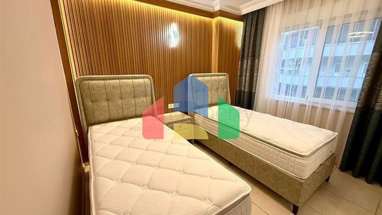 Просторная квартира 2+1 рядом с морем в тихом зеленом районе