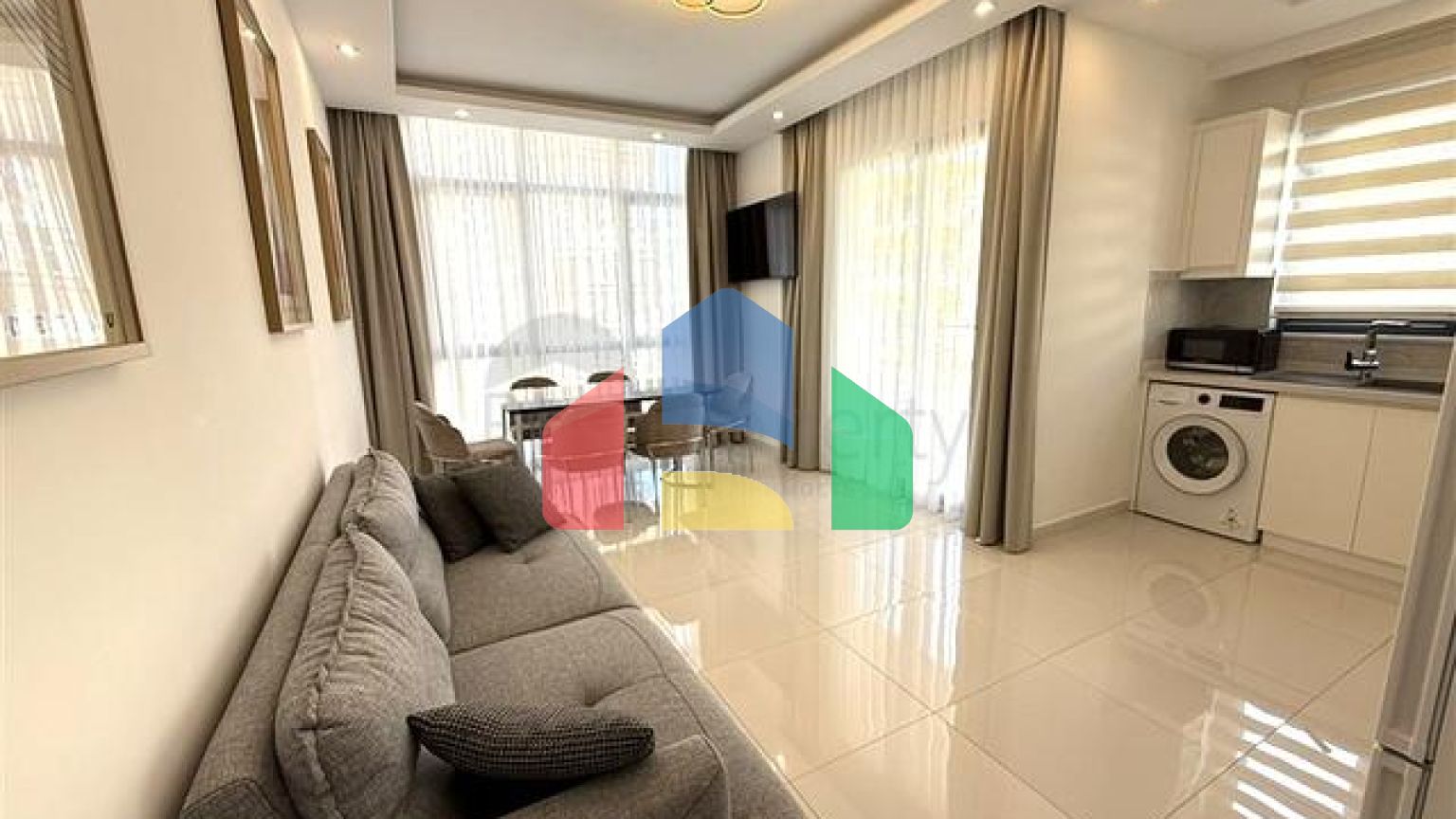 Уютная меблированная квартира 2+1 в современном доме