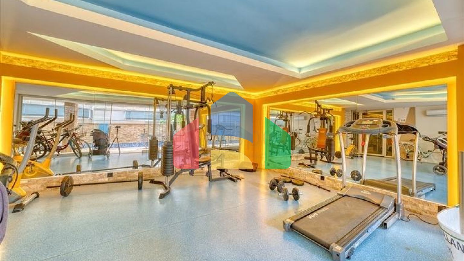 Двухкомнатная квартира 1+1 в центре Аланьи рядом с городской инфраструктурой