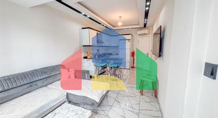 Двухкомнатная квартира 1+1 в центре Аланьи рядом с городской инфраструктурой