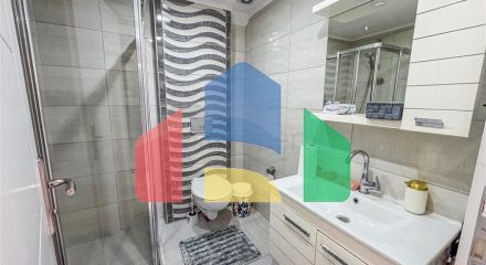 Двухкомнатная квартира 1+1 в центре Аланьи рядом с городской инфраструктурой