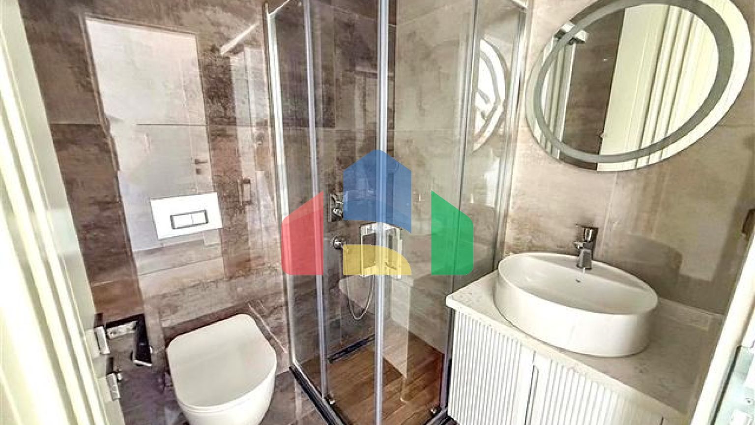 Современная квартира 2+1 в новом доме района Клеопатра