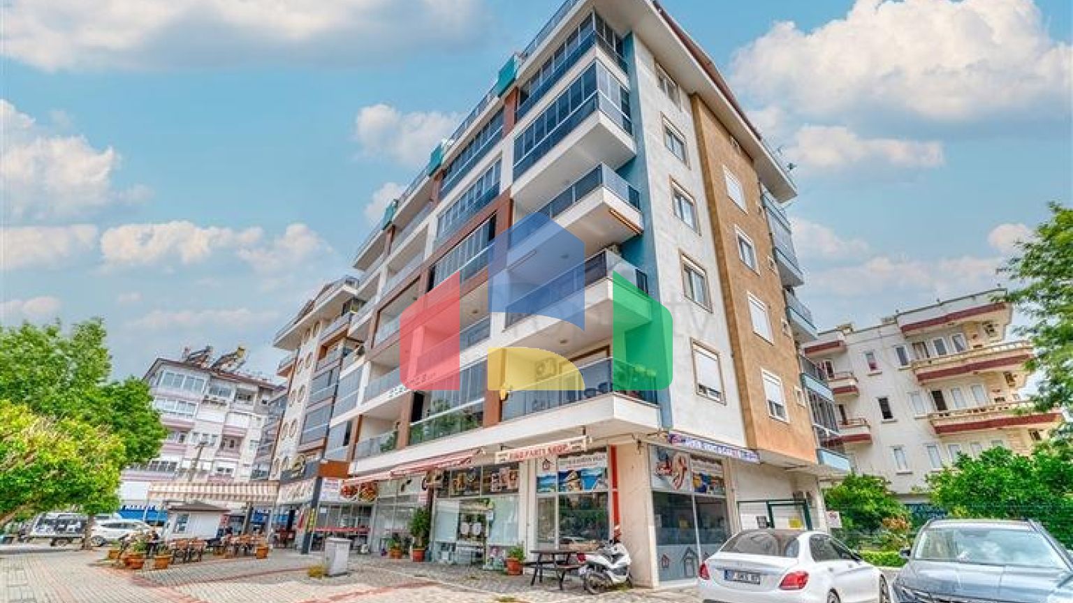 Светлая квартира 2+1 в районе Клеопатра