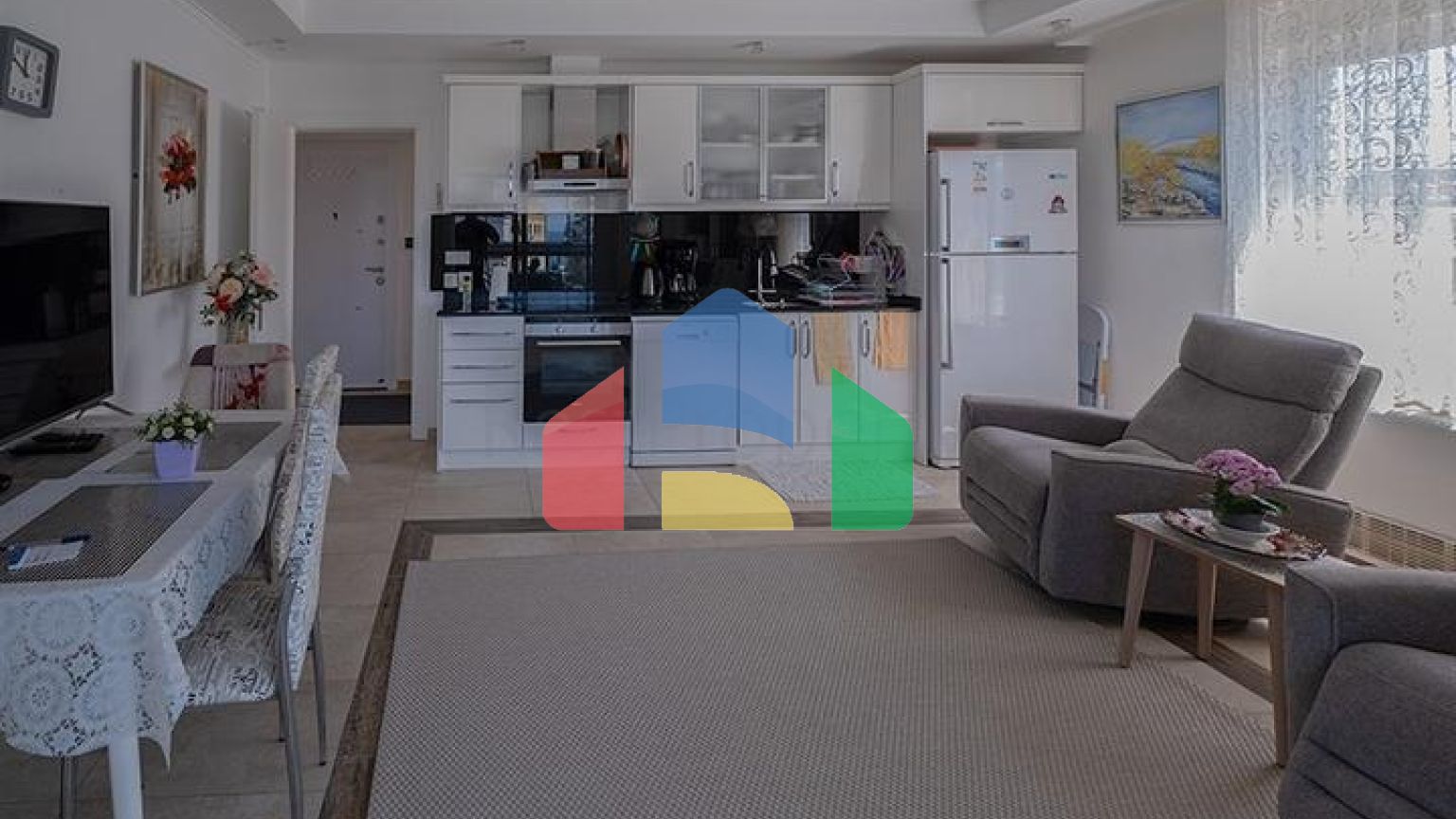 Светлая квартира 2+1 в районе Клеопатра