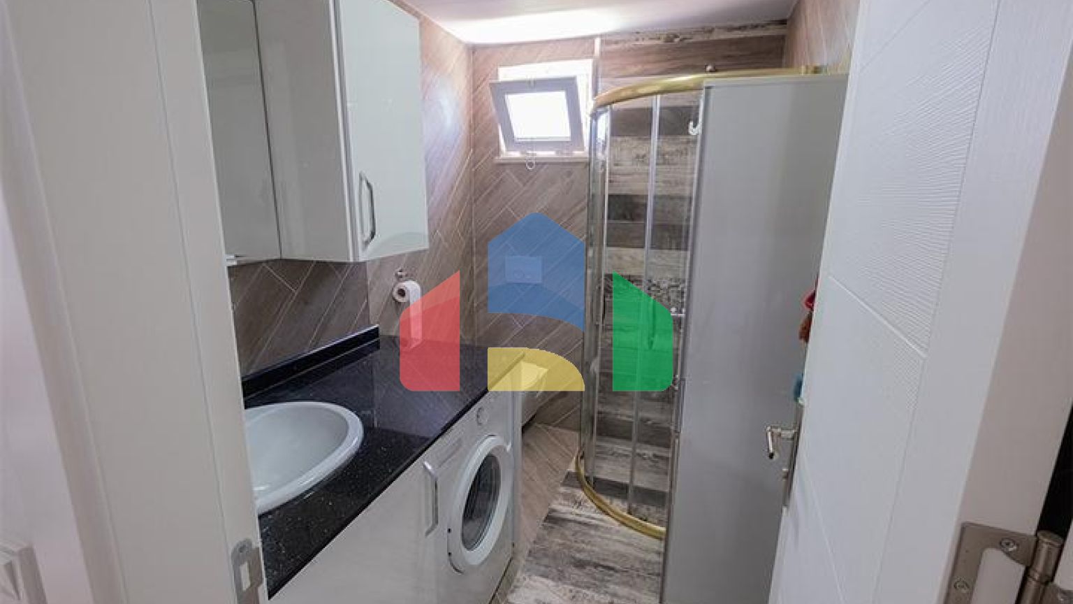 Светлая квартира 2+1 в районе Клеопатра