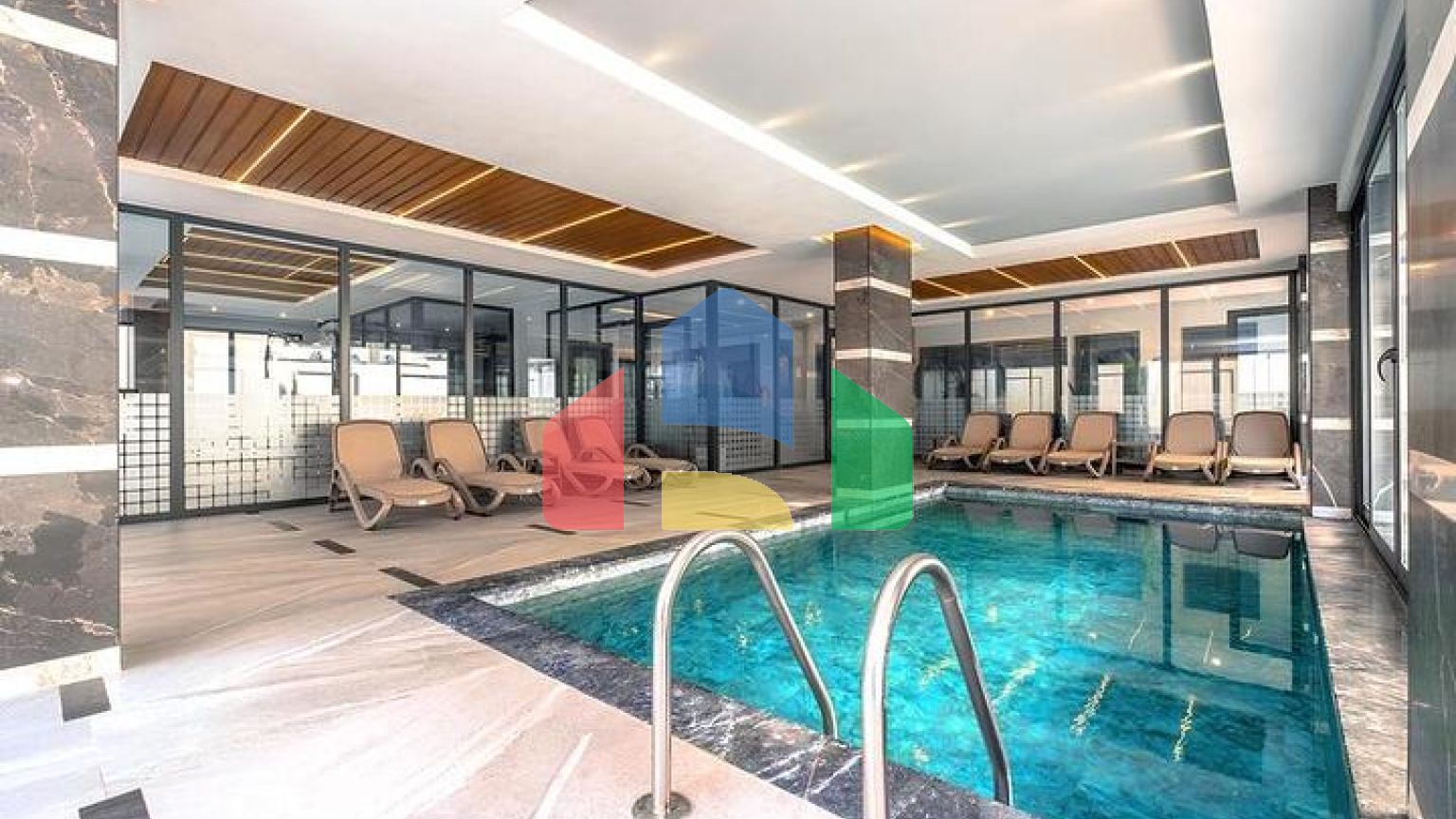 Пентхаус 2+2 с террасой и инфраструктурой комплекса в районе Клеопатра