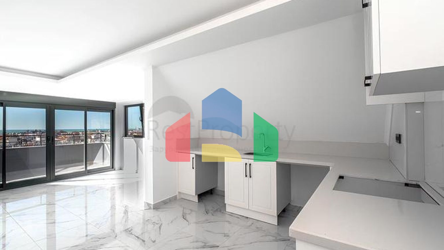 Пентхаус 2+2 с террасой и инфраструктурой комплекса в районе Клеопатра