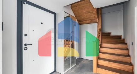 Пентхаус 3+1 с террасой и инфраструктурой в районе Клеопатра