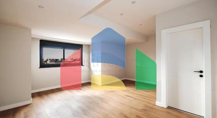 Пентхаус 3+1 с террасой и инфраструктурой в районе Клеопатра