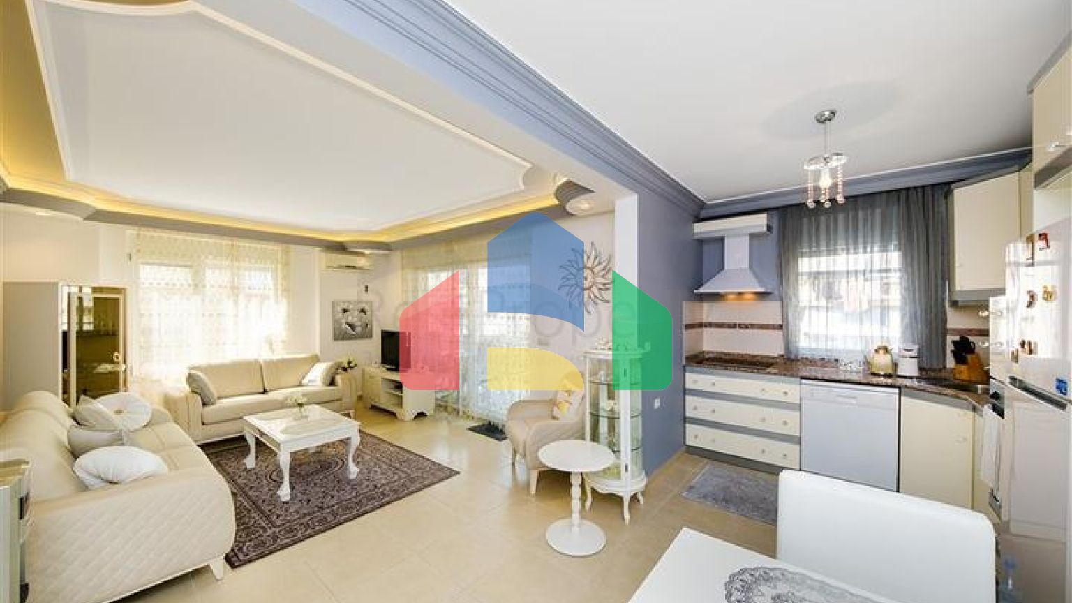 Комфортная квартира 2+1 в центре Аланьи