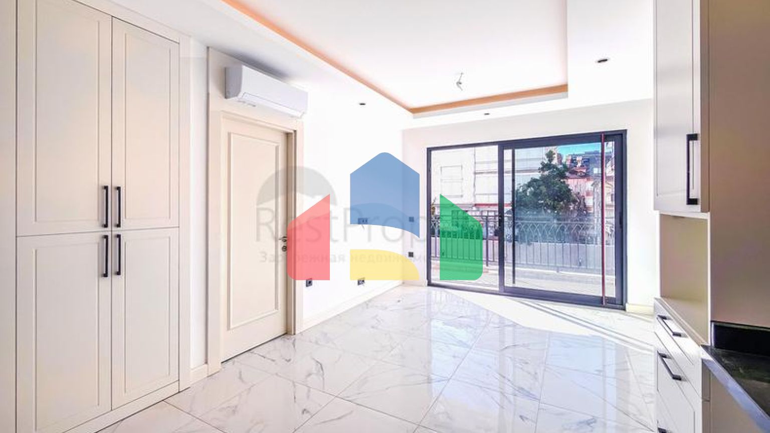 Современная квартира 1+1 в новом жилом комплексе района Клеопатра