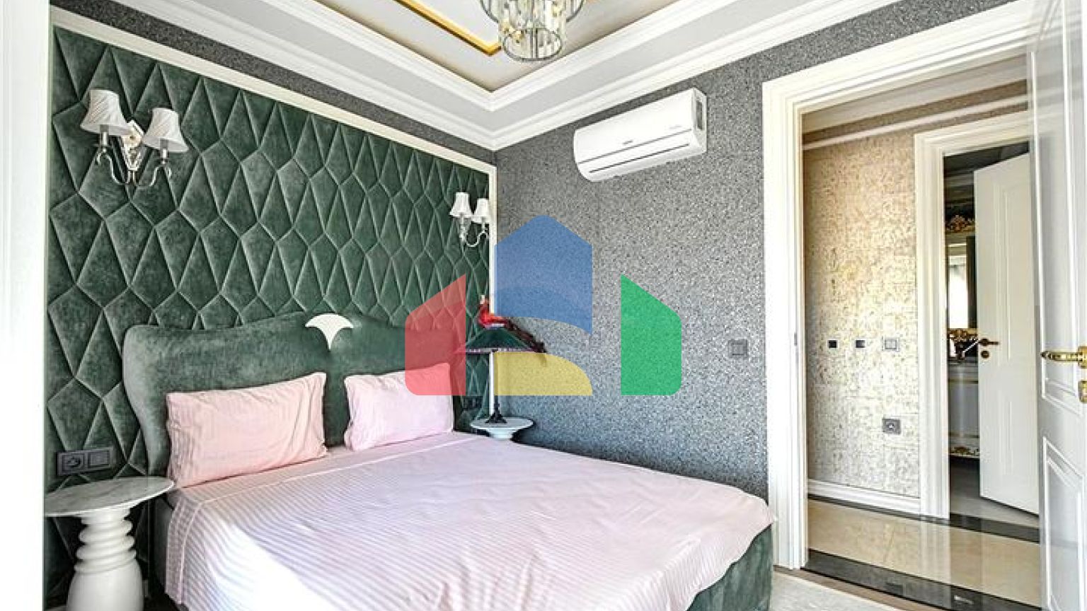 Современная меблированная квартира 2+1 в центре Алании