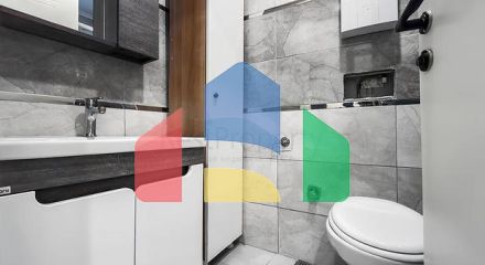 Уютная меблированная квартира 1+1 в современном доме района Клеопатра