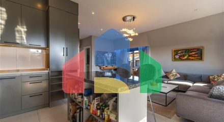 Просторий пентхаус 2 + 1 в центрі Аланії