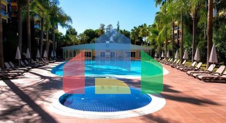 Простора квартира 3 + 1 з окремою кухнею біля моря в центрі Аланії Простора квартира 3 + 1 з окремою кухнею біля моря в центрі Аланії