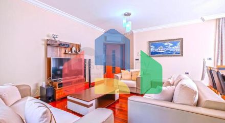 Простора квартира 3 + 1 з окремою кухнею біля моря в центрі Аланії Простора квартира 3 + 1 з окремою кухнею біля моря в центрі Аланії