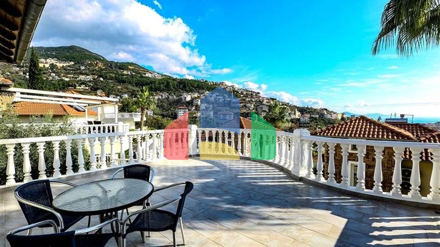 Затишна вілла в центральній частині Аланії для комфортного життя