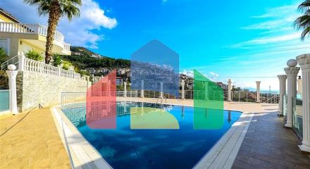 Затишна вілла в центральній частині Аланії для комфортного життя