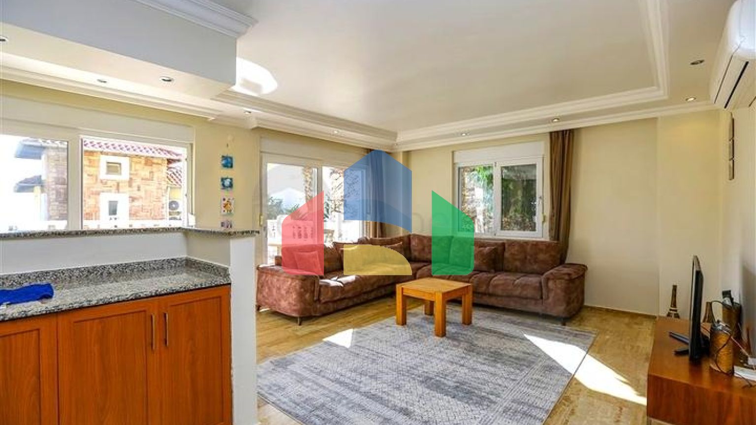 Затишна вілла в центральній частині Аланії для комфортного життя