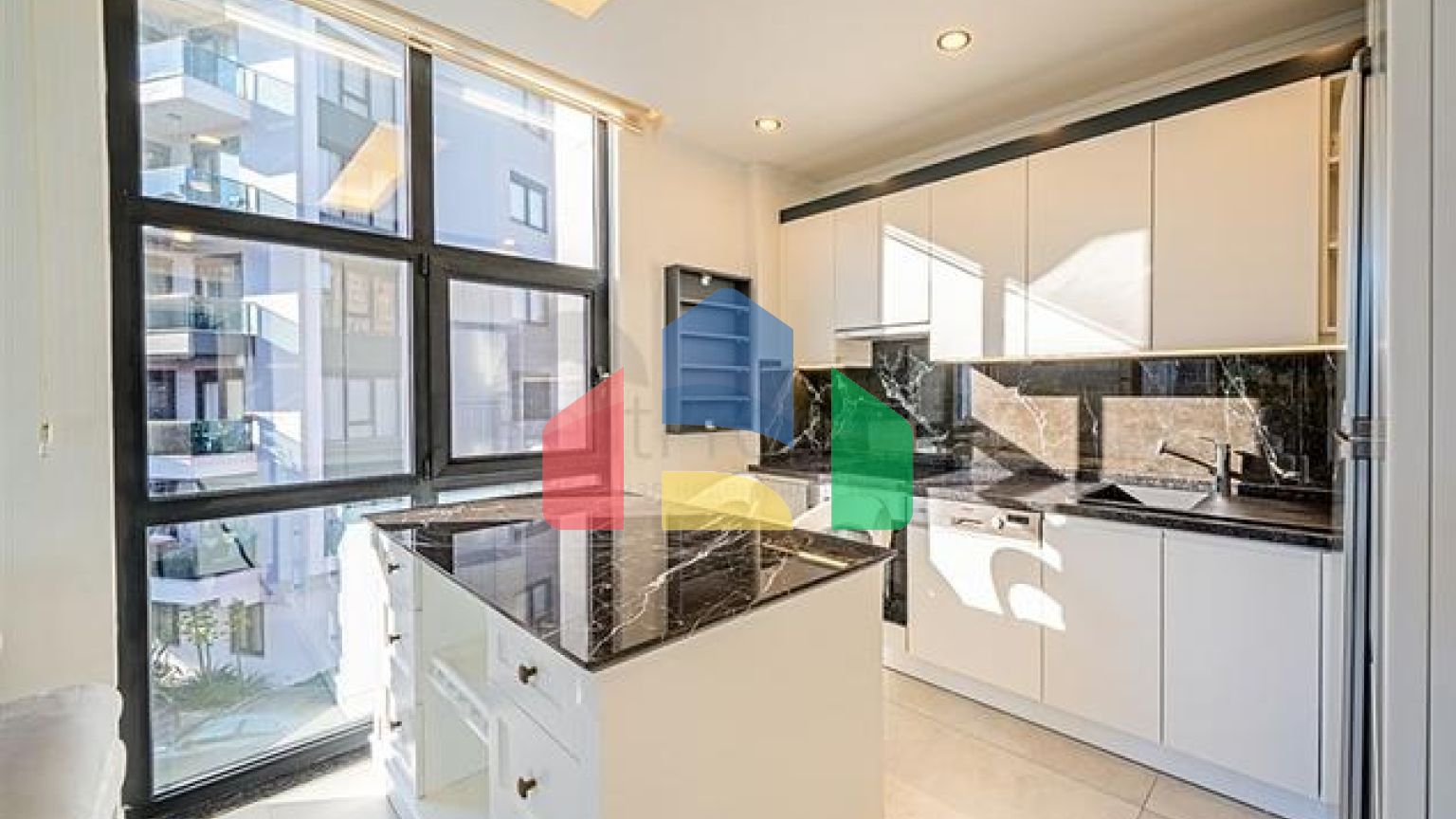 Двухкомнатная квартира в центре Аланьи с развитой инфраструктурой