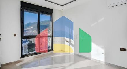 Современный пентхаус 2+1 в престижной части Аланьи