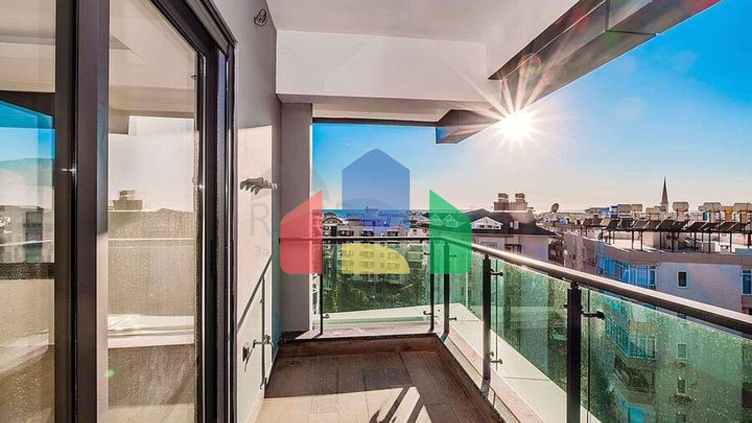 Современный пентхаус 2+1 в престижной части Аланьи