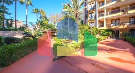 Просторная квартира 4+1 с отдельной кухней в центре Аланьи